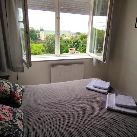 Lägenhet Yellow Peaked Shoe Kraków