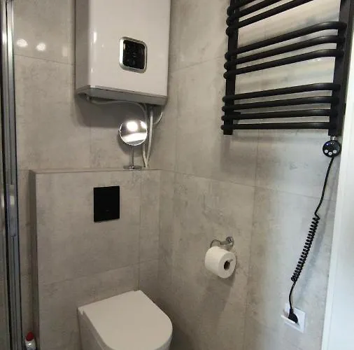 شقة Yellow Peaked Shoe كراكوفيا